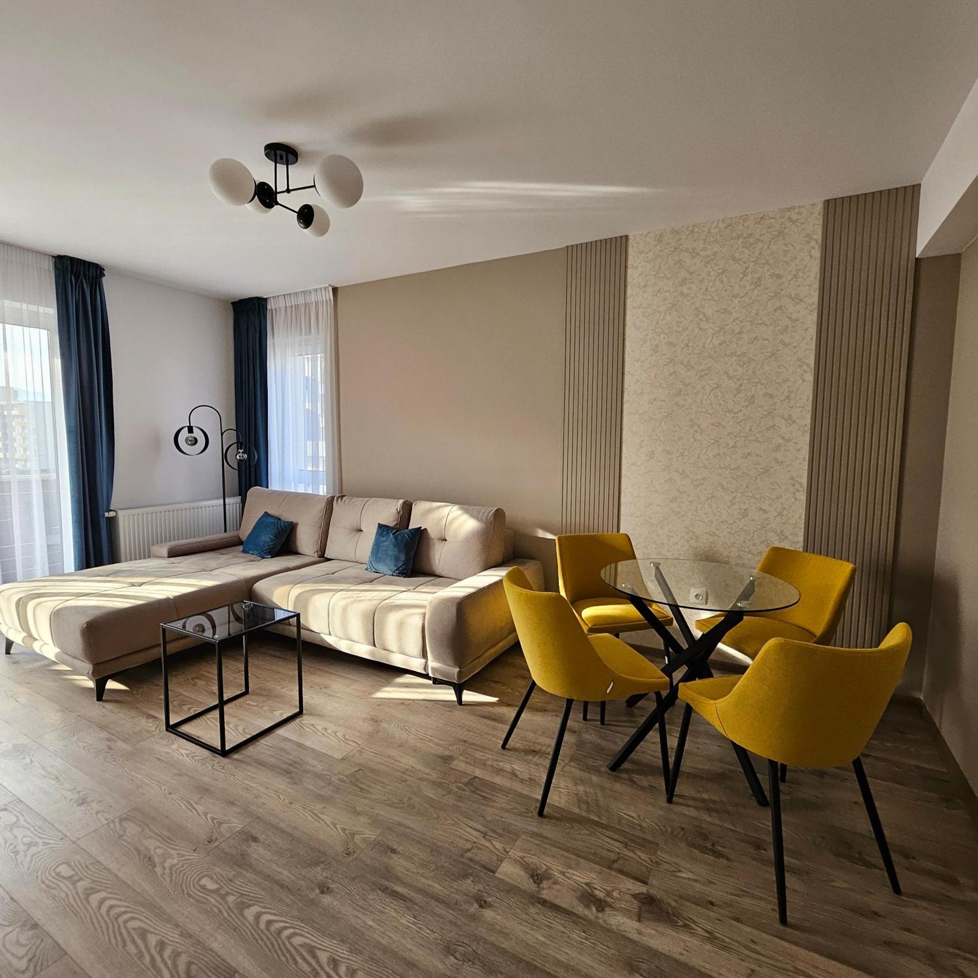 Alexander Apartament *